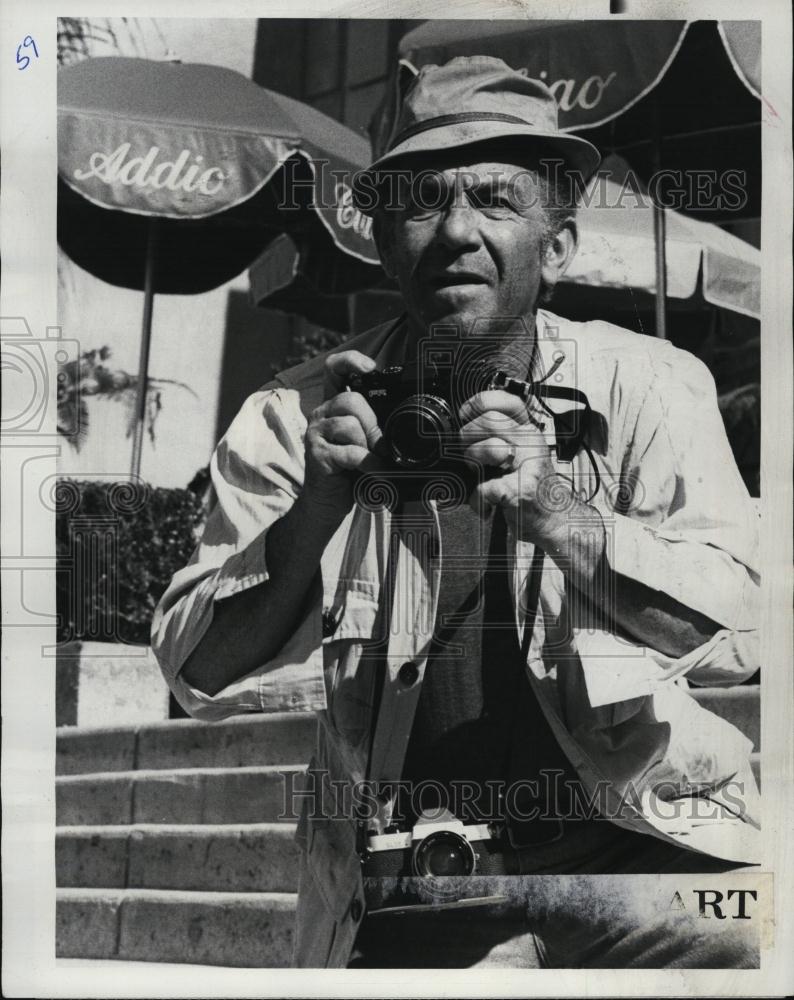 1977 Press Photo Comedian Jack Carter stars in &quot;Kingston Confidential&quot; - Historic Images