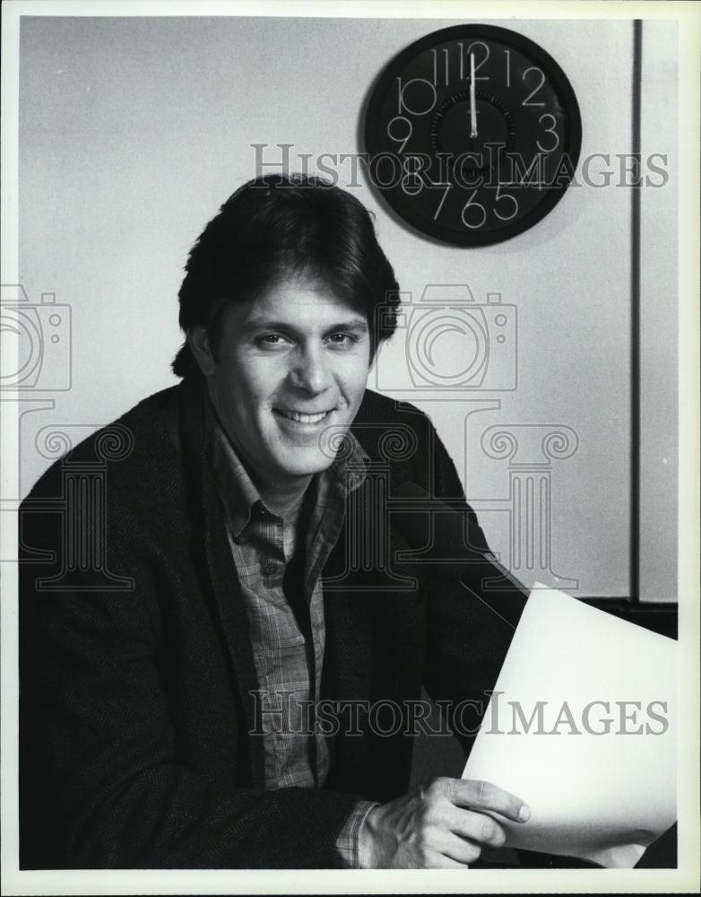 Press Photo Gary Cole, Star Of "Midnight Caller" - RSL42045 - Historic Images