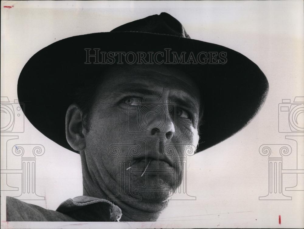 1971 Press Photo John Chapman, farrier for horses - RSL99509 - Historic Images