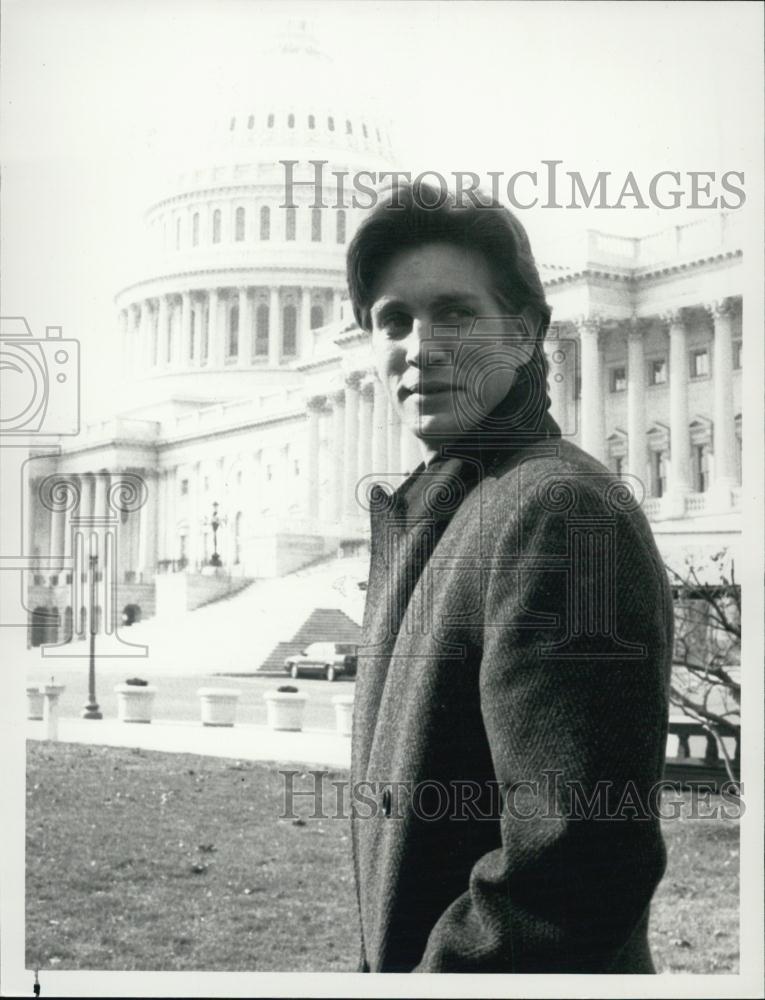 1988 Press Photo Eric Roberts Stars In &quot;To Heal A Nation&quot; - RSL01961 - Historic Images