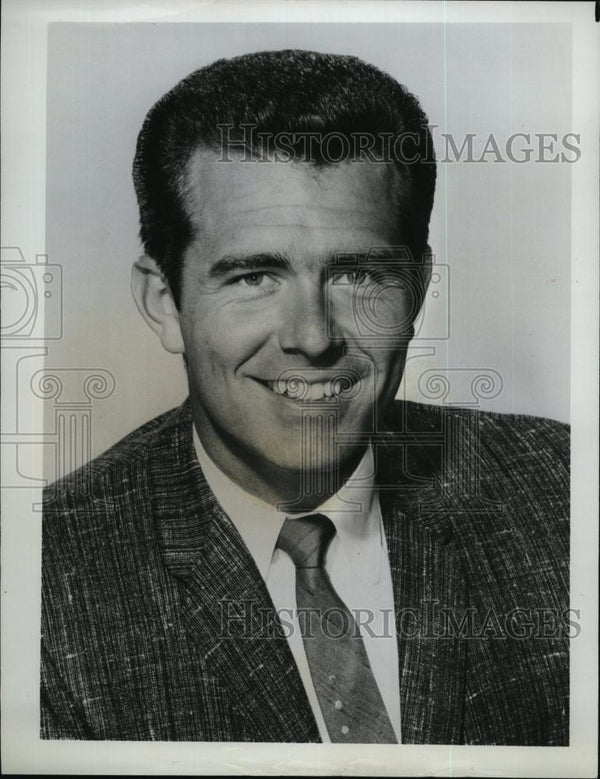 Press Photo Bob Eubanks hosts "The Newlywed Game" RSL94885 Historic