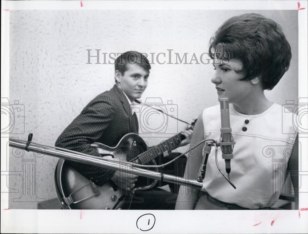 1932 Press Photo Singer Jean Thomas Archie Bleyer - RSL67691 - Historic Images