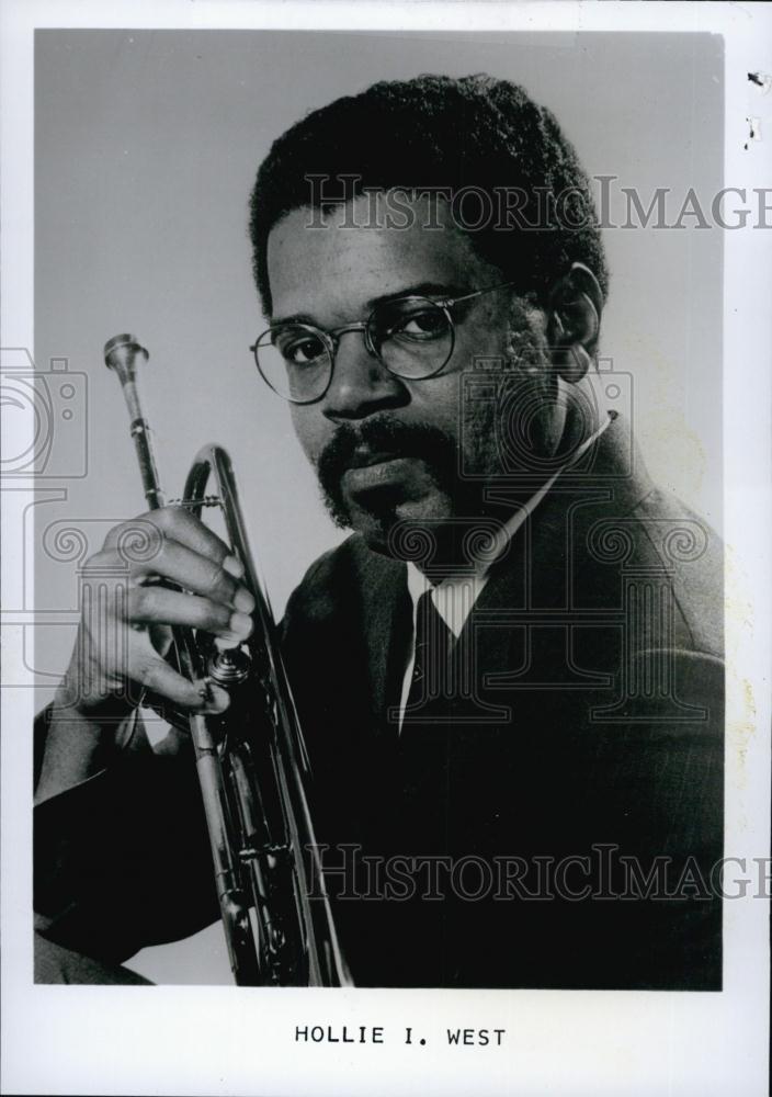 1967 Press Photo Hollie I West, musician &amp; columnist - RSL66071 - Historic Images