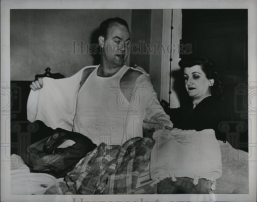 1952 Press Photo Rep Oakley Hunter of Calif& Doris Kasharian - RSL85339 - Historic Images