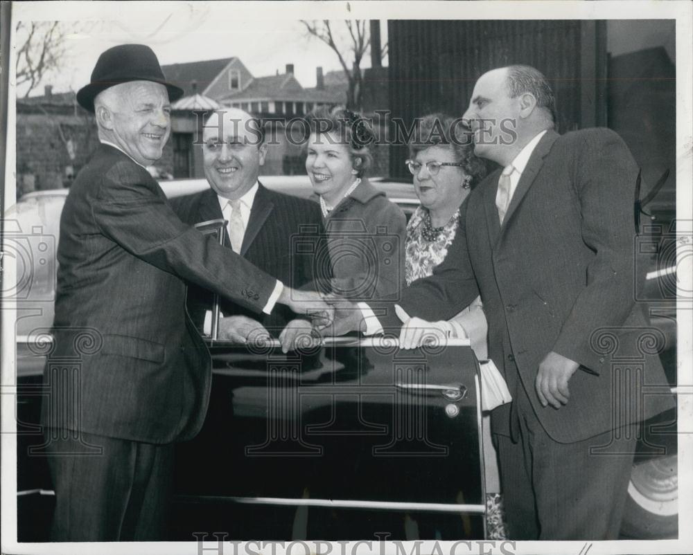 1961 Press Photo Burton F Faulkner, Mr and Mrs James Albanese and Mr and Mrs - Historic Images
