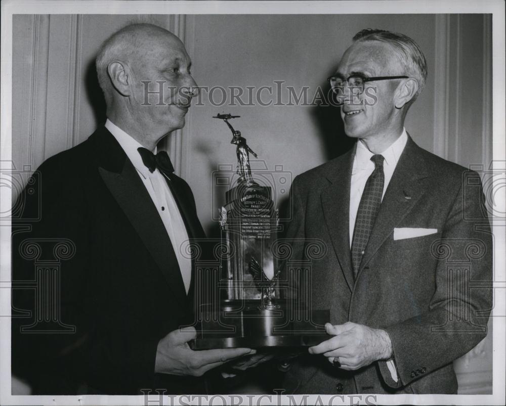 1957 Press Photo Prof Otto C Kopper A Frank Knight - RSL86059 - Historic Images