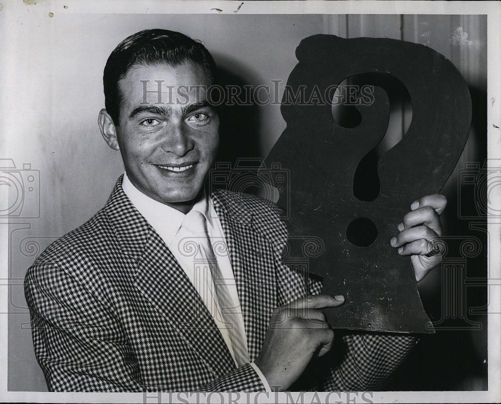 1960 Press Photo Bill Marlowe, WNAC Radio Disc Jockey - RSL89785 - Historic Images