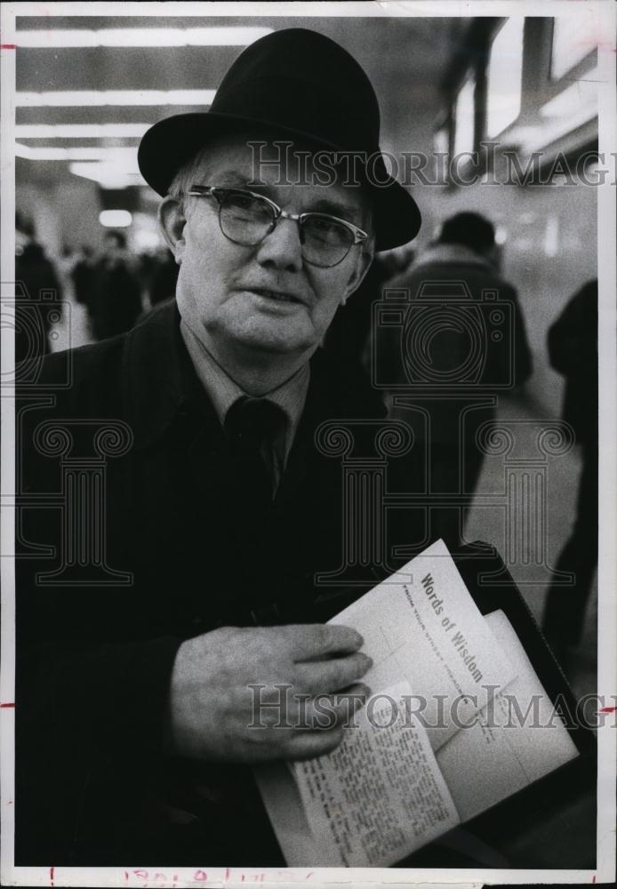 1972 Press Photo Former Hillbilly Entertainer Earl Powell - RSL92099 - Historic Images