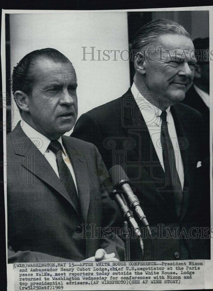 1969 Press Photo Ambassador Henry Cabot &amp; President Nixon - RSL03793 - Historic Images