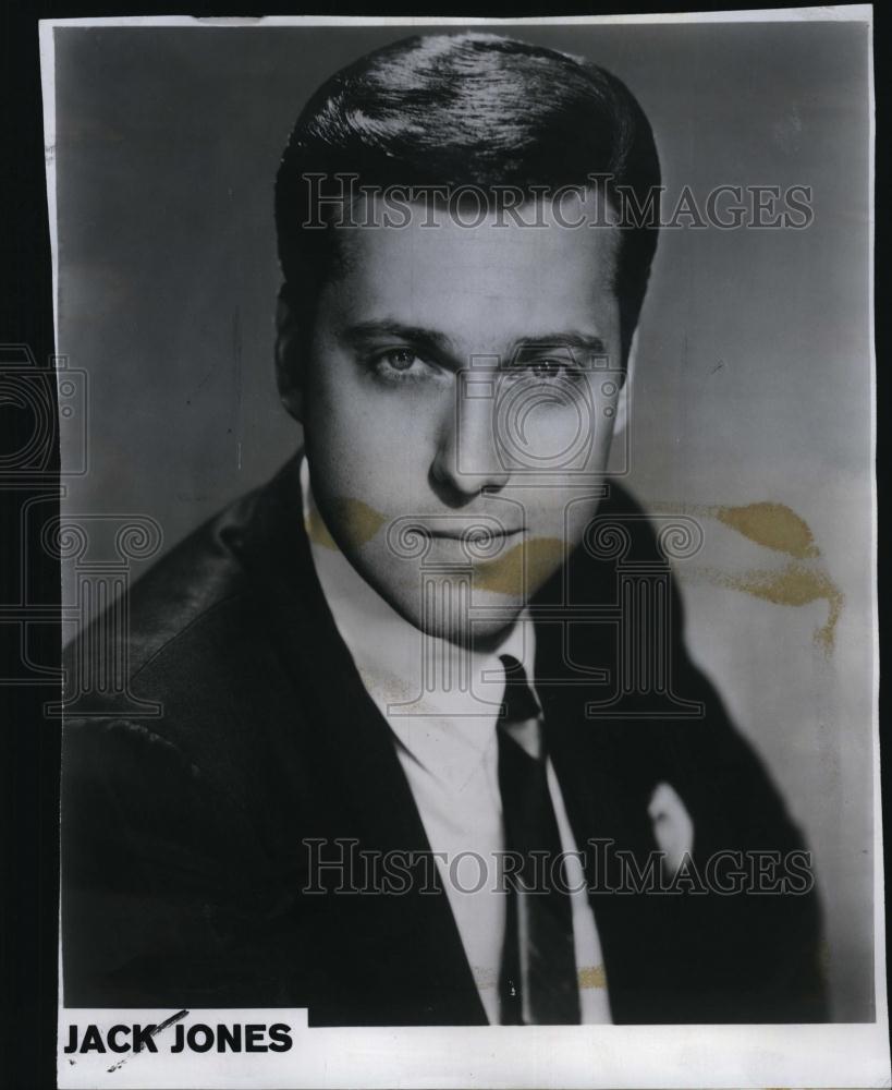 1966 Press Photo Singer Jack Jones To Perform At Blinstrubs - RSL84061 - Historic Images