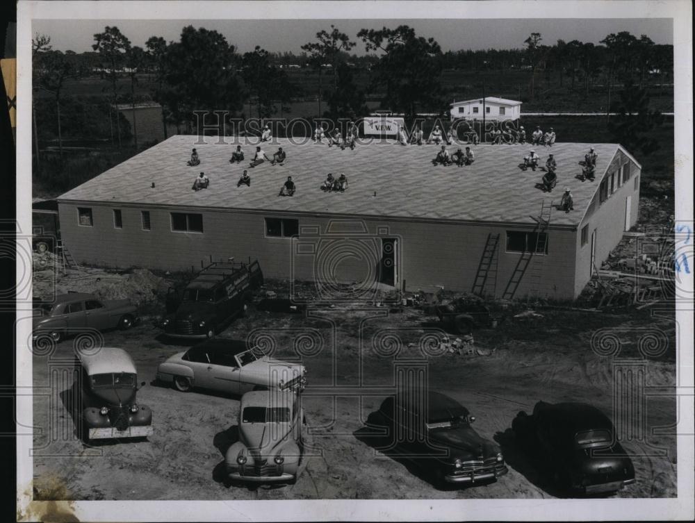 1954 Press Photo Veterans of Foreign Wars Being Completed on US 19 - RSL98371 - Historic Images