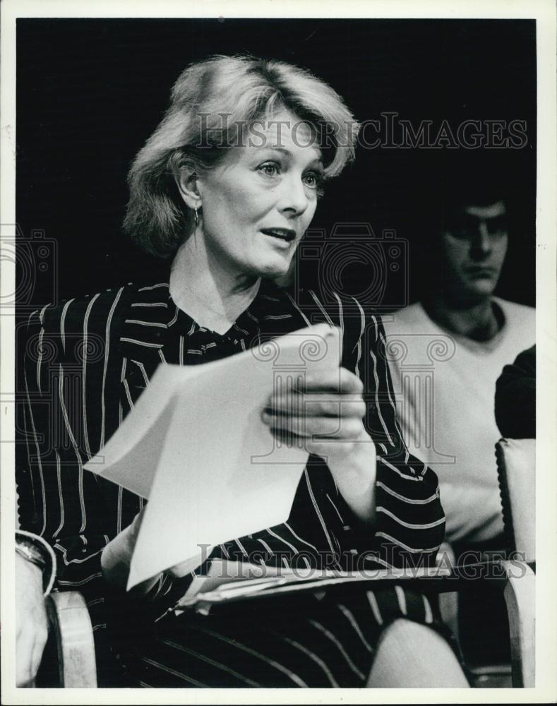 1993 Press Photo Actress Vanessa Redgrave for a role - RSL04167 - Historic Images