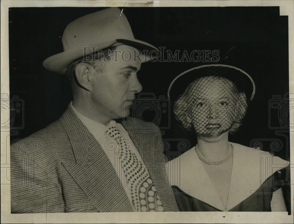 1950 Press Photo Bus Line Executive Charles Warwick &amp; Wife - RSL08691 - Historic Images