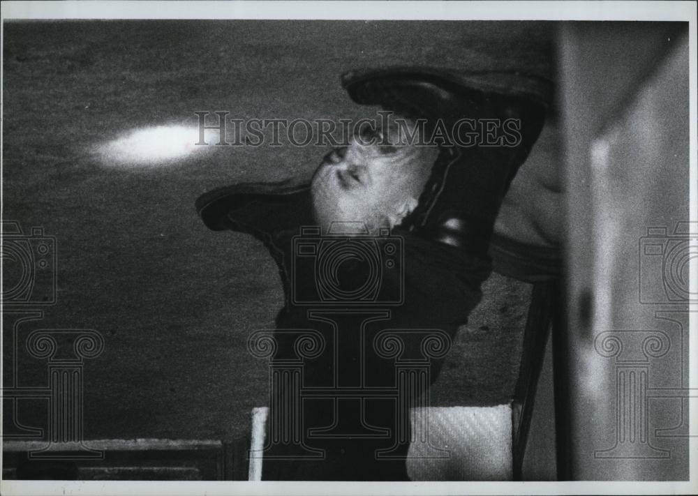 1993 Press Photo drug kingpin Francis Rossi caught by SWAT team in raid - Historic Images