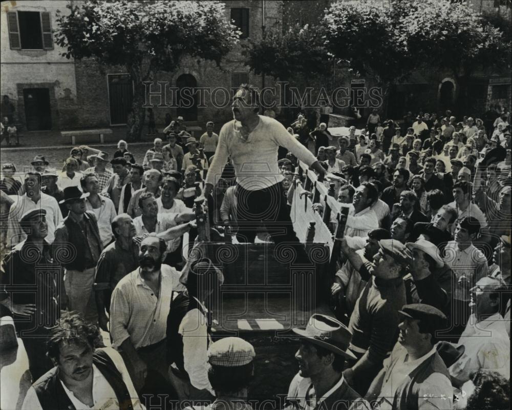 1968 Press Photo Actor Anthony Quinn in "The Secret of Santa Vittoria" - Historic Images