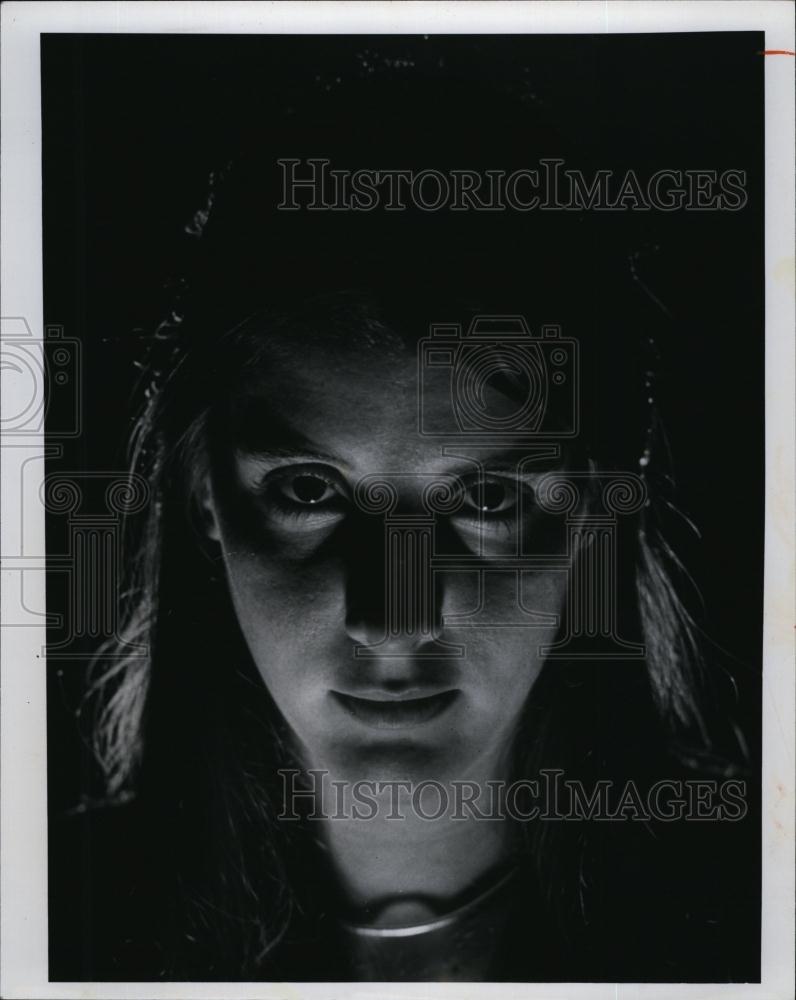 1976 Press Photo Evamarie Pappas, Lighting, Photography, Walter Engel - Historic Images