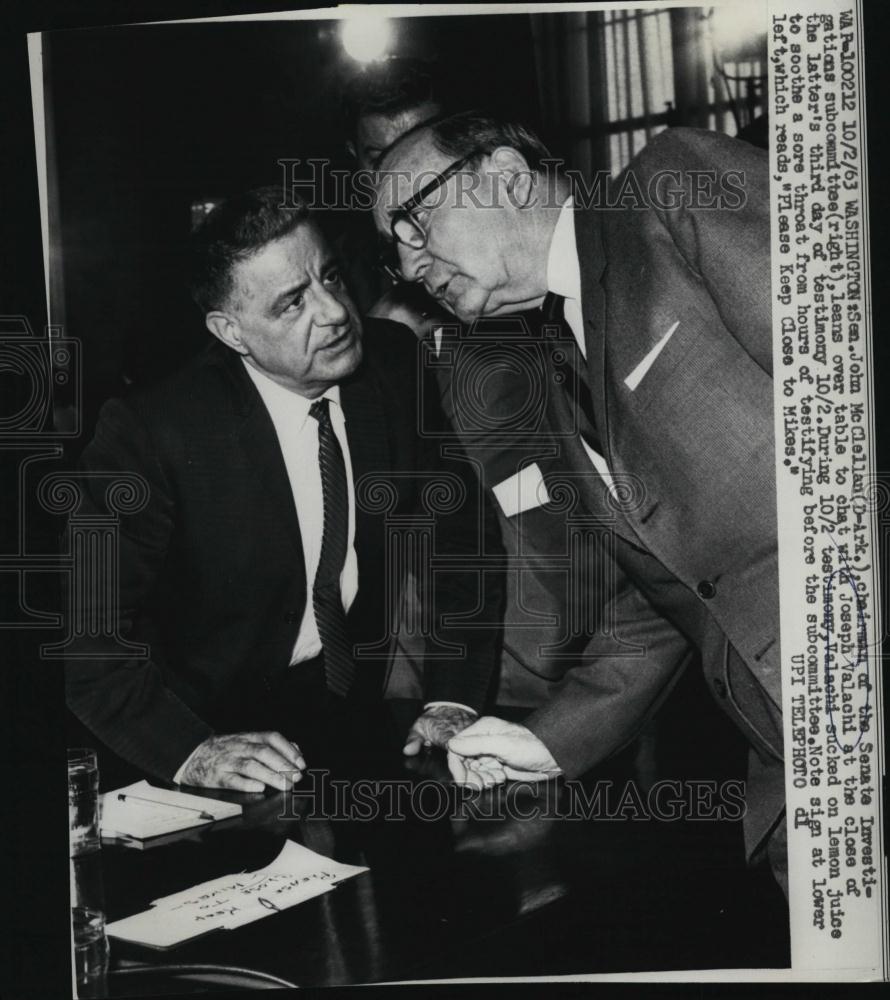 1963 Press Photo Senator John McClellan &amp; Mobster Joseph Valachi Testifying - Historic Images