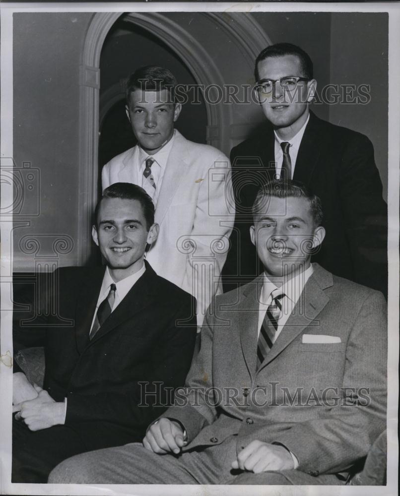 Press Photo Michael Massee Tom Murrin James Willerson Peter Finnegan Western - Historic Images