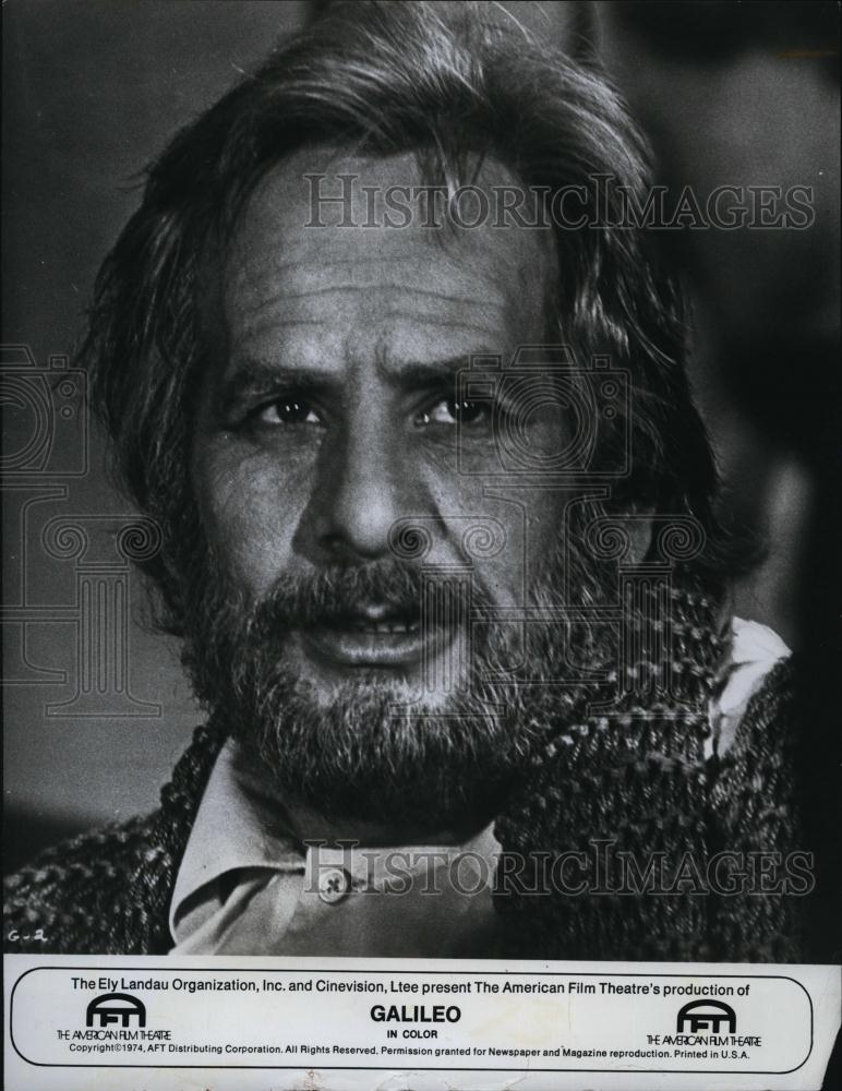 1975 Press Photo Israeli Actor Topol stars in &quot;Galileo&quot; - RSL92125 - Historic Images