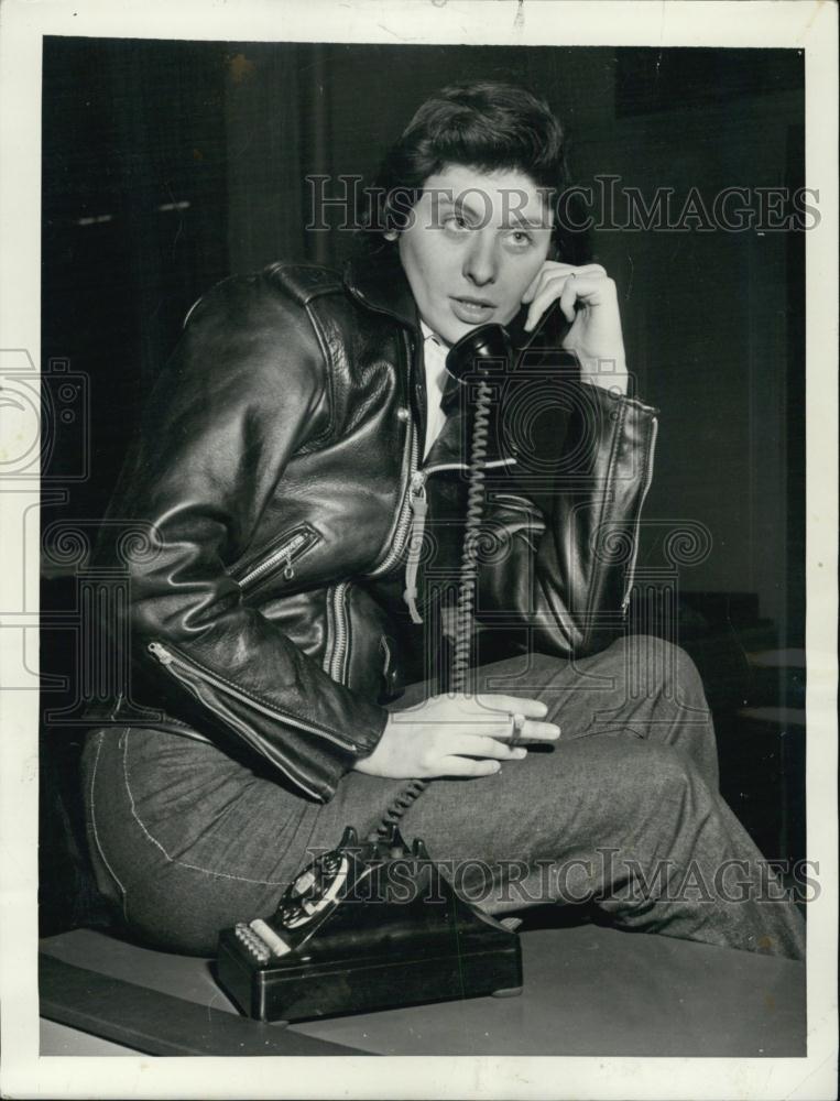 1955 Press Photo Pat Ward, star witness in vice trial of Minot (Mickey) Jelke - Historic Images