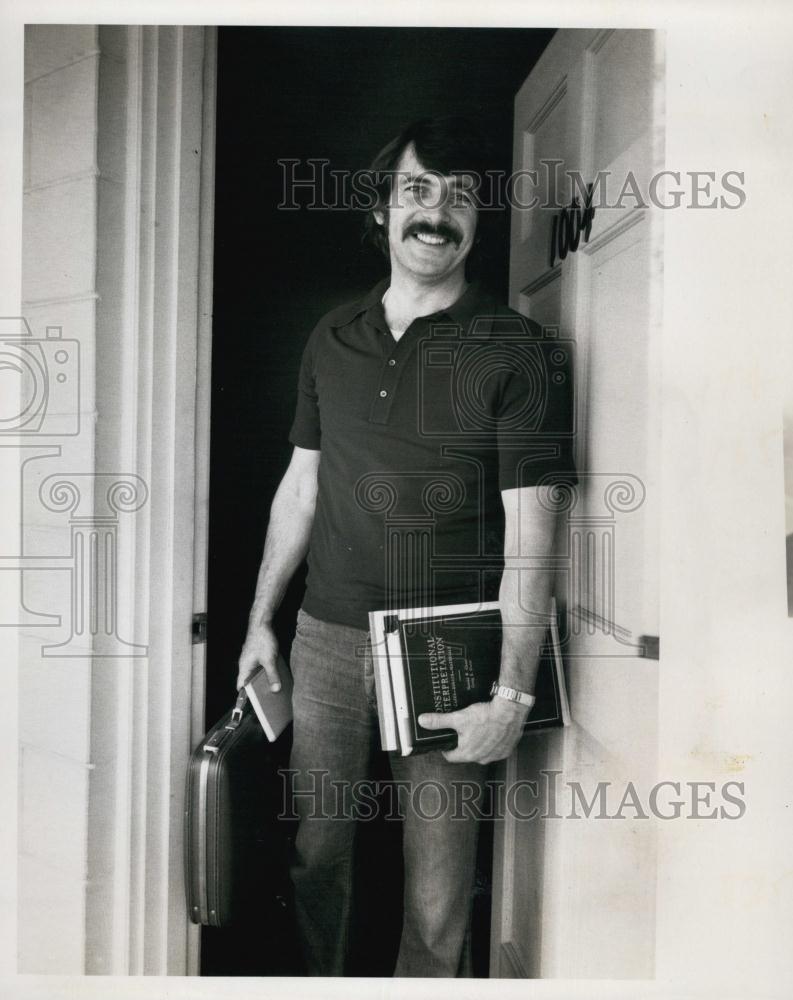 1976 Press Photo John C Caramanica Student At USF - RSL62817 - Historic Images