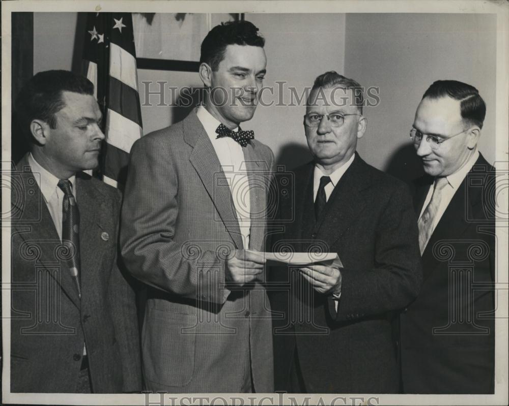 1953 Press Photo National Commander Kenneth T Lyons Mayor John B Hynes - Historic Images