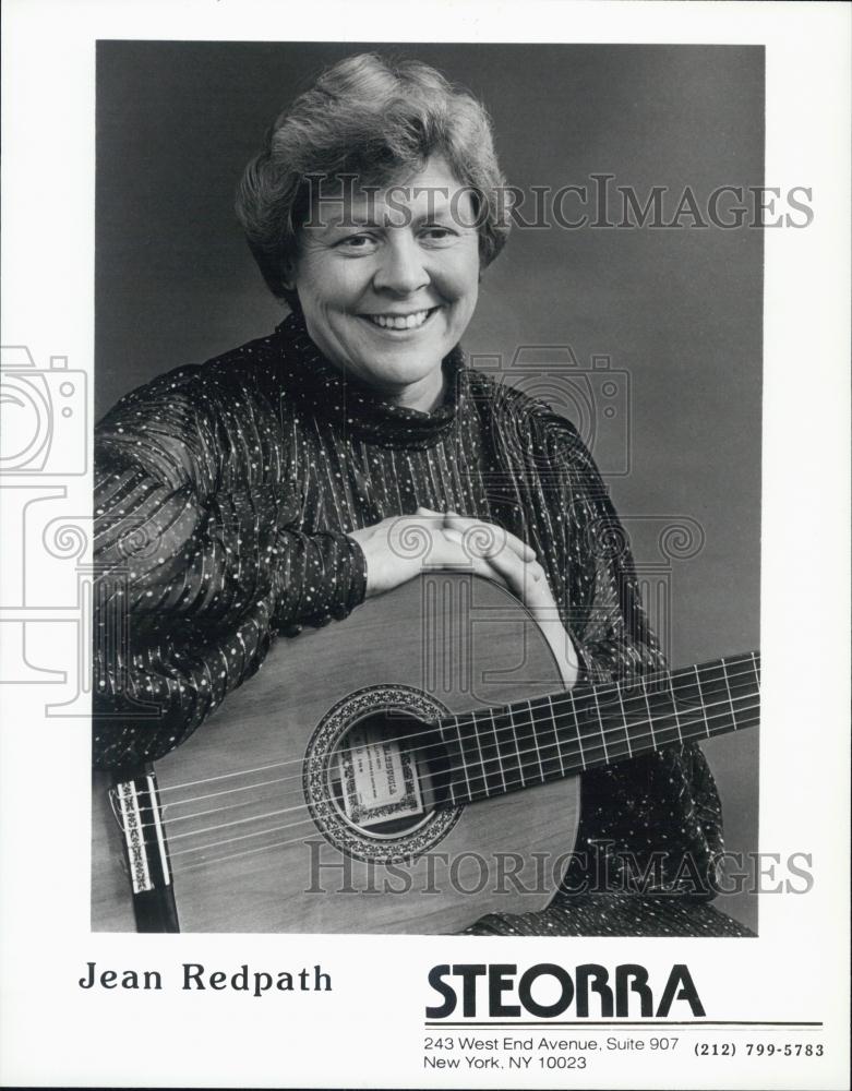 Press Photo Musician, Jean Redpath on Steorra - RSL01239 - Historic Images
