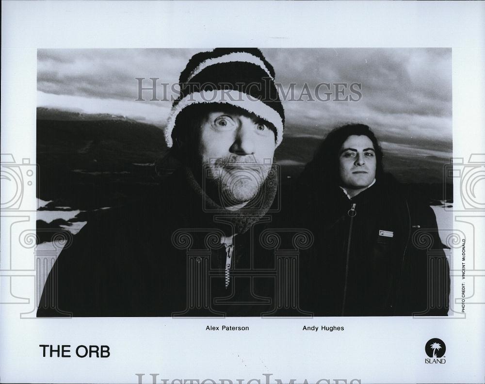 Press Photo Musical group &quot;The Orb&quot; Alex Patertson &amp; Andy Hughes - RSL85529 - Historic Images