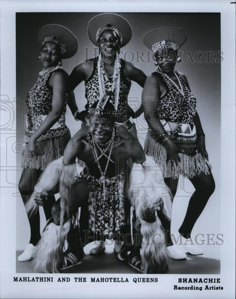 Press Photo South African mbaqanga band Mahlathini and the Mahotella Queens - Historic Images