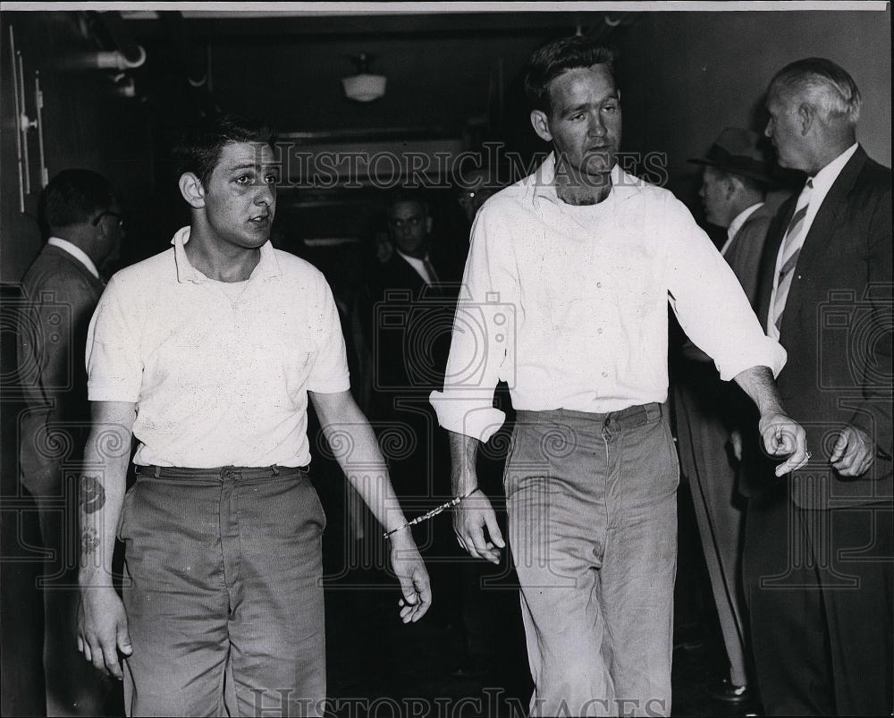 1959 Press Photo Victor Vidett &amp; Frrancis Harrison in police lineup in Mass - Historic Images