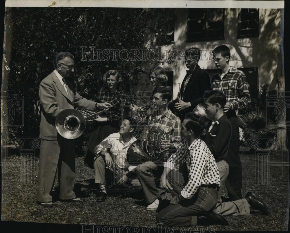 1953 Press Photo Prof Max Potag Teaches Band Members About Their Instruments - Historic Images