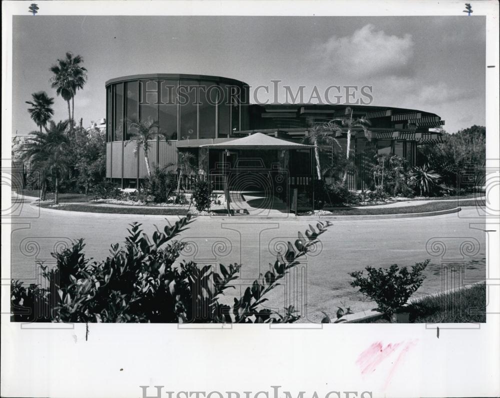 1963 Press Photo Sand Dollar Restaurant in Pinellas County, Fla - RSL69191 - Historic Images