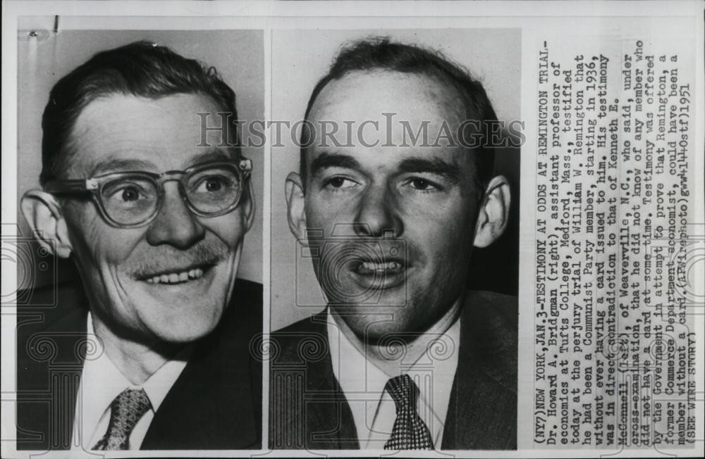 1951 Press Photo Doctor Howard Bridgman Assistant Professor Economics Tufts - Historic Images