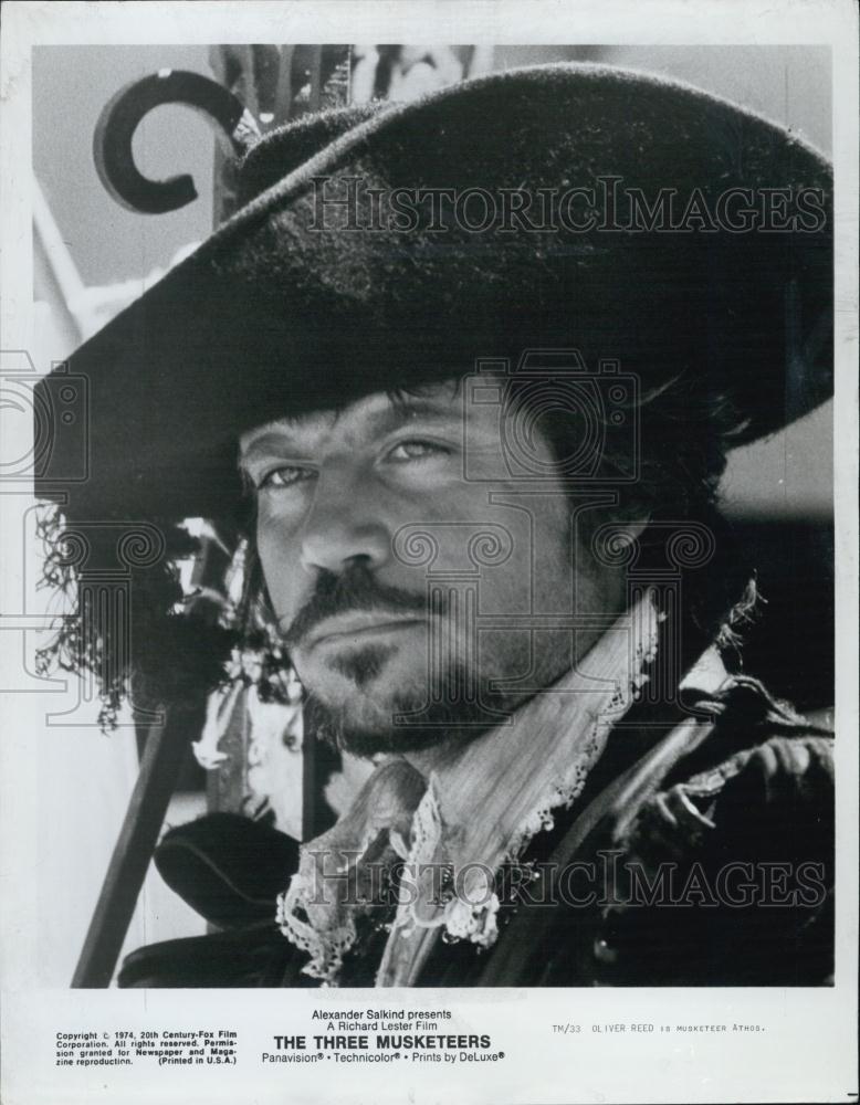 1974 Press Photo Oliver Reed stars in "The Three Musketeers" - RSL04427 - Historic Images