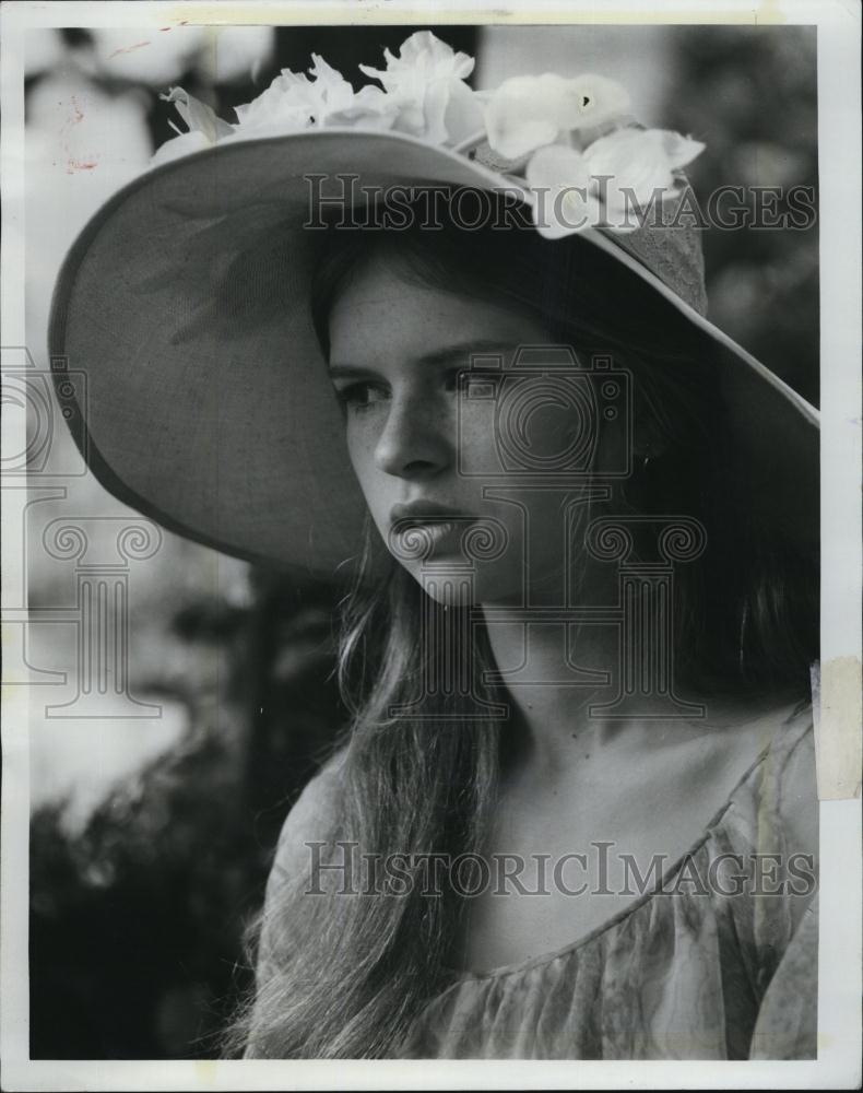 1975 Press Photo Teresa Ann Savoy in Bambina Actress - RSL82435 - Historic Images