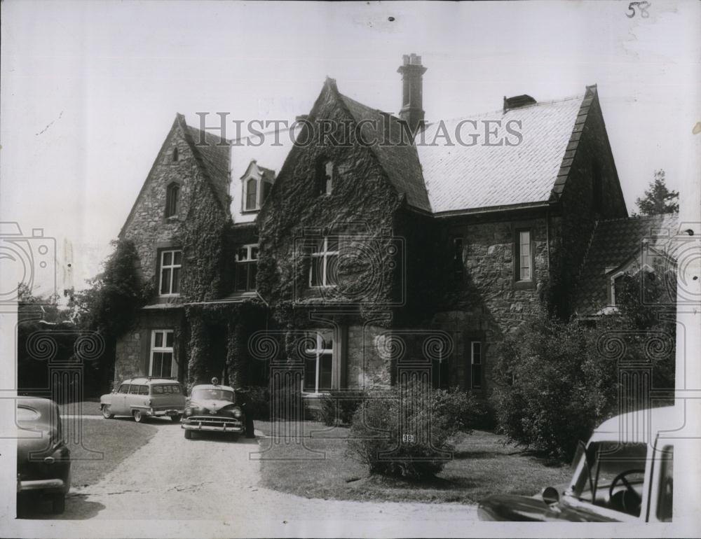 1954 Press Photo home of the sister of missing tennis star Mrs Andy Marshall - Historic Images