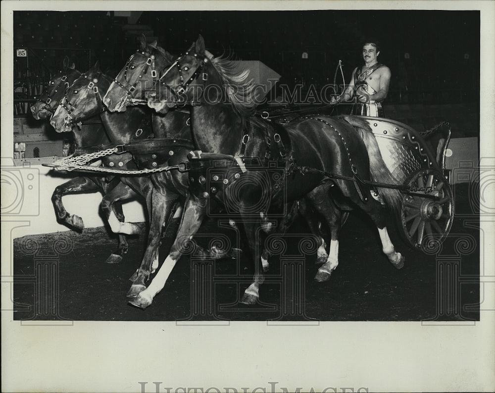 Press Photo Alfredo Danes, Charioteer of Fiesta Italiana in Boston Garden - Historic Images