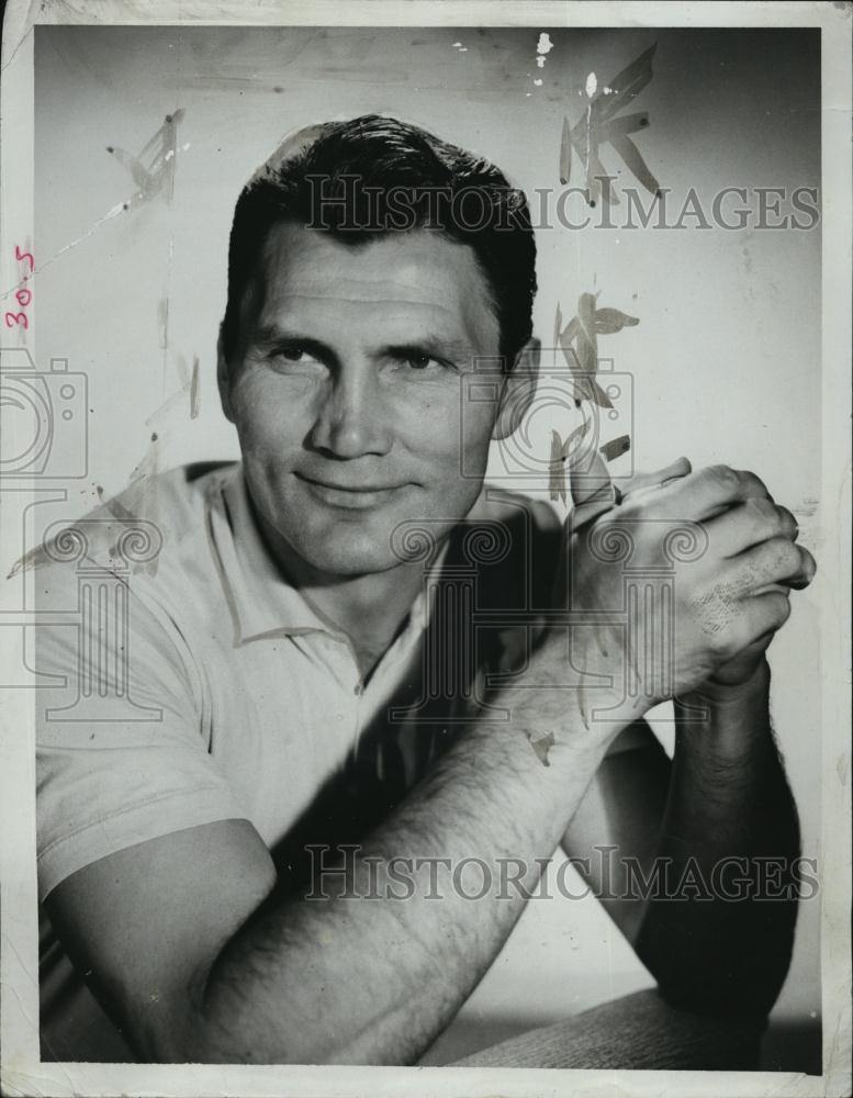 1966 Press Photo Actor Jack Palance on &quot;The Greatest Show on Earth&quot; - RSL46423 - Historic Images