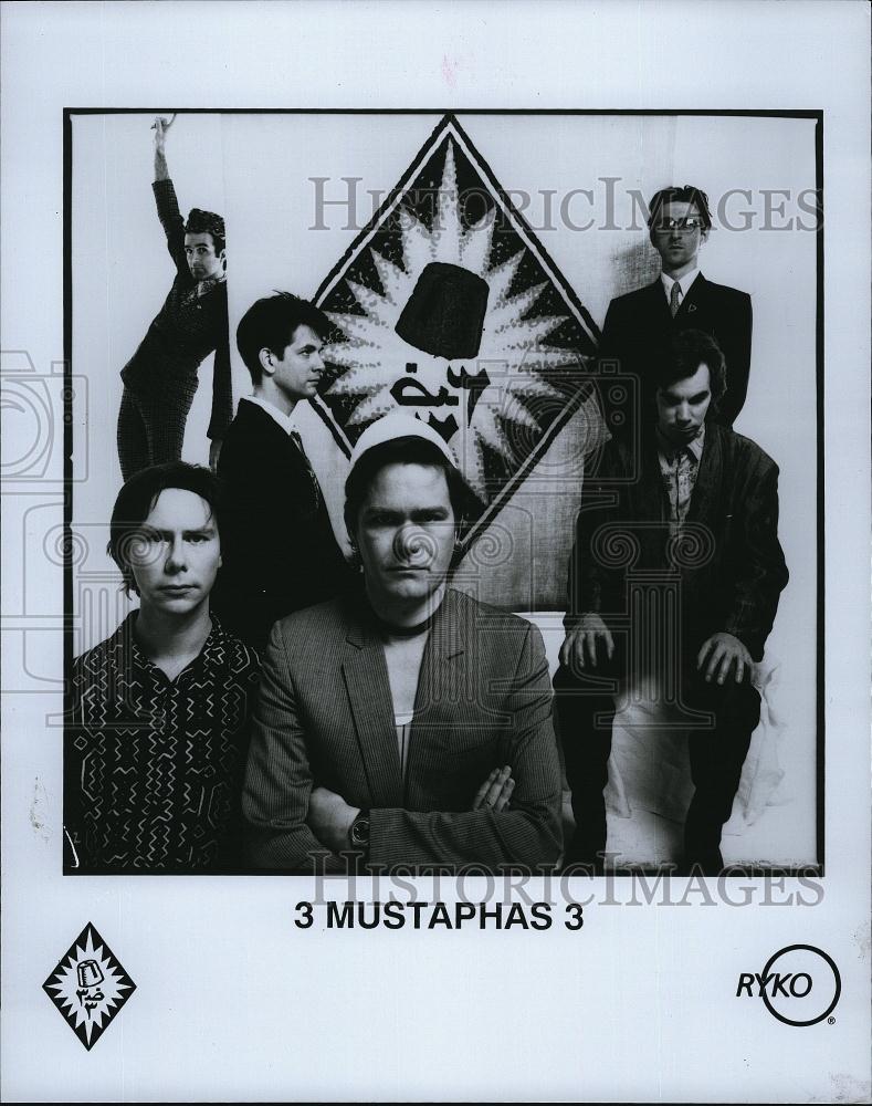Press Photo world music band 3 Mustaphas 3 - RSL81987 - Historic Images