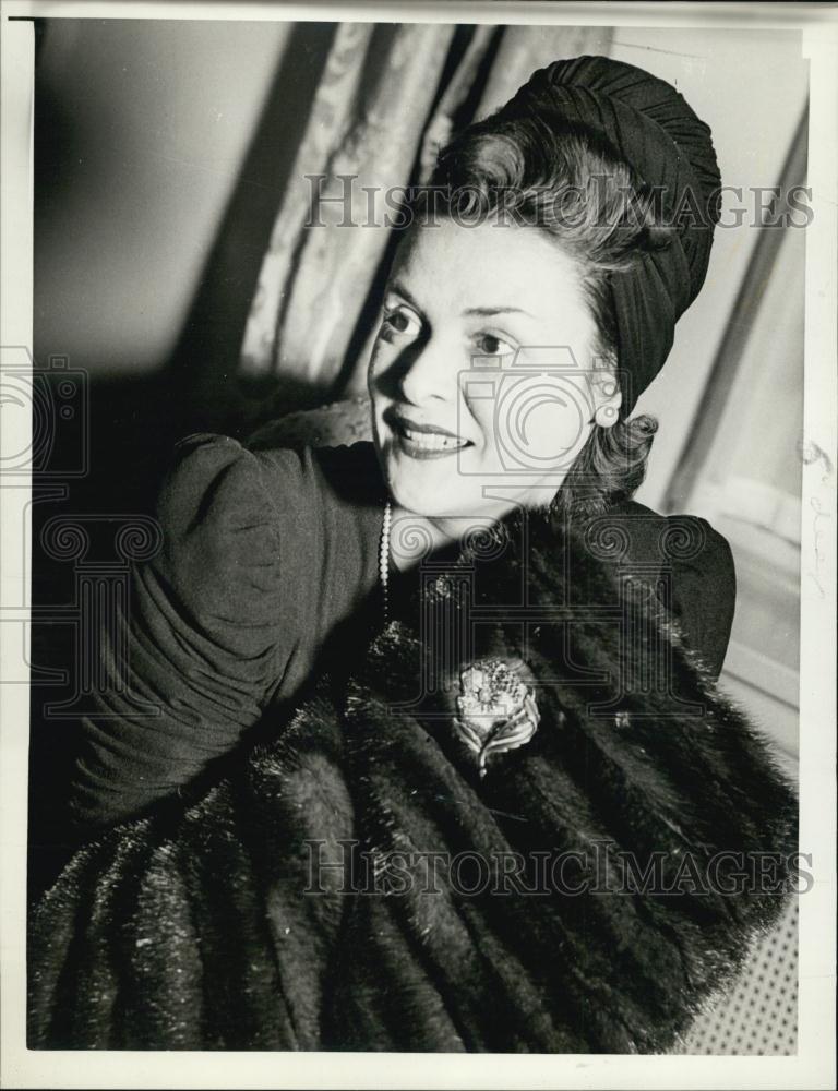 1941 Press Photo Actress Cathleen Moran - RSL02327 - Historic Images