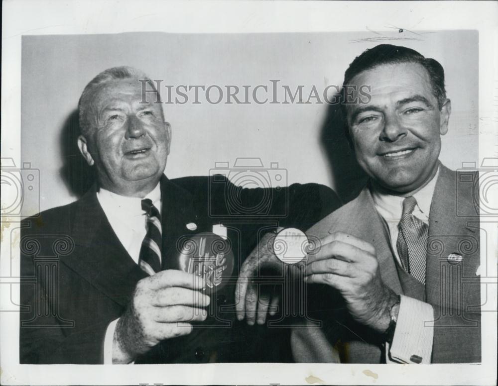 1951 Press Photo Sen James H Duff and Sen Henry C Lodge support Eisenhower - Historic Images