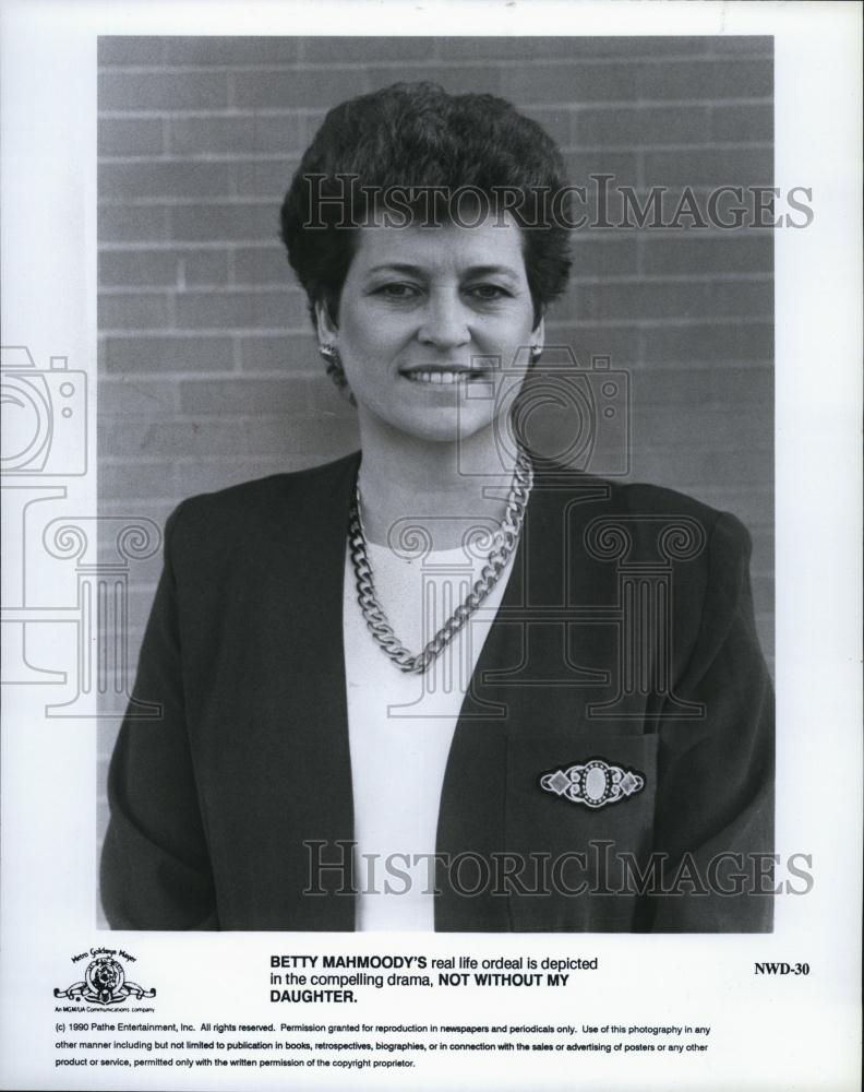 1990 Press Photo Betty Mahmoody&#39;s in &quot;Not Without My Daughter&quot; - RSL83485 - Historic Images