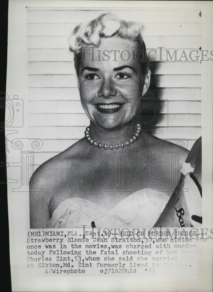 1953 Press Photo Blonde Jean Stratton held for murder charge - RSL41087 - Historic Images