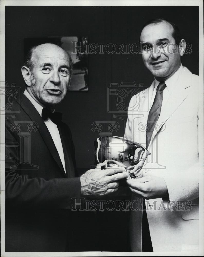 1969 Press Photo Allan Zenowitz Great Barrington Governor Francis Sargent - Historic Images