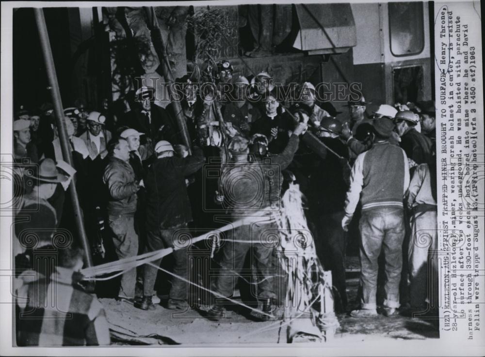 1963 Press Photo Miner Henry Thorn rescued after 2 weeks underground - RSL88797 - Historic Images