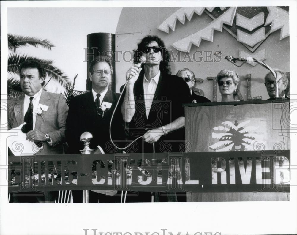 1990 Press Photo BJ Thomas Country Christian Singer Musician Entertainer - Historic Images