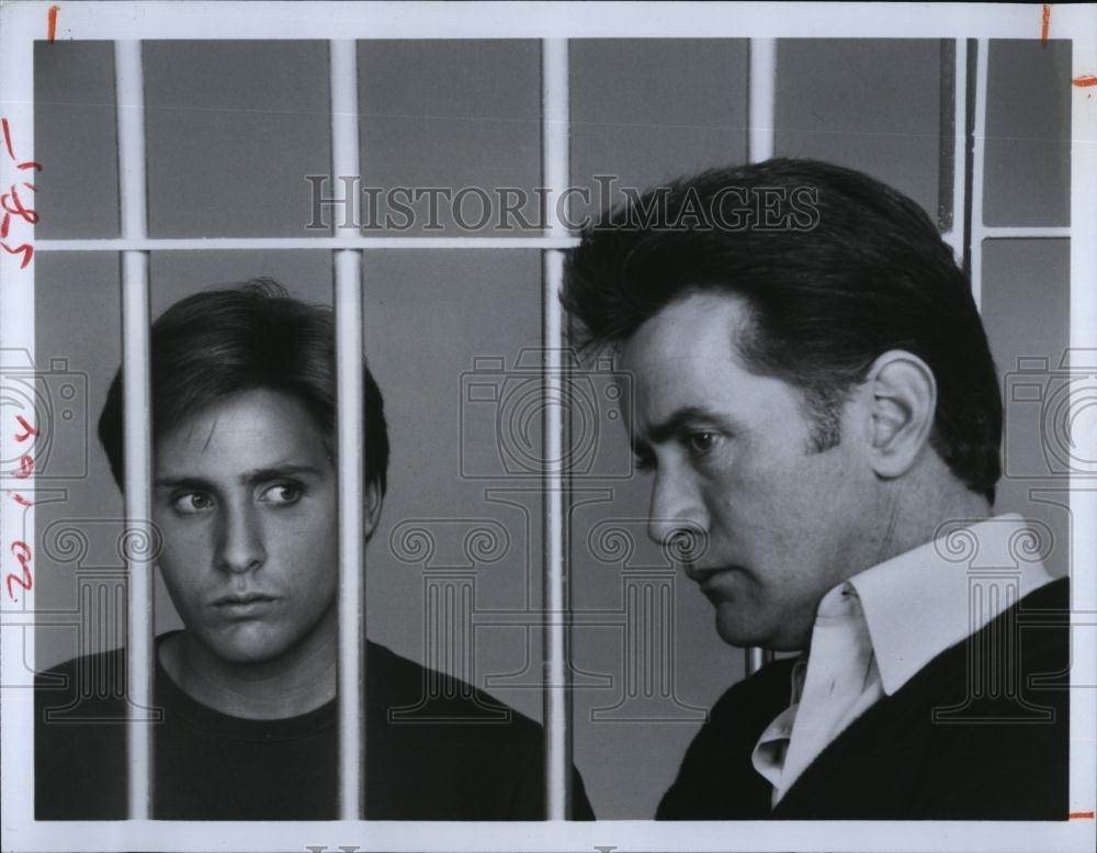 1984 Press Photo Actor Emilio Esteves Movie In The Custody of Strangers - Historic Images