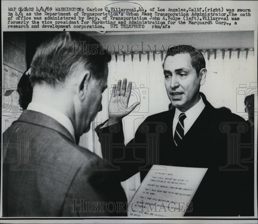 1969 Press Photo Carlos Villarreal &amp; John ZVolpe for Dept of Transpotation - Historic Images