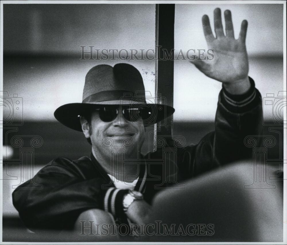 1995 Press Photo Dan Aykroyd on a Boston Duck Tour - RSL86913 - Historic Images
