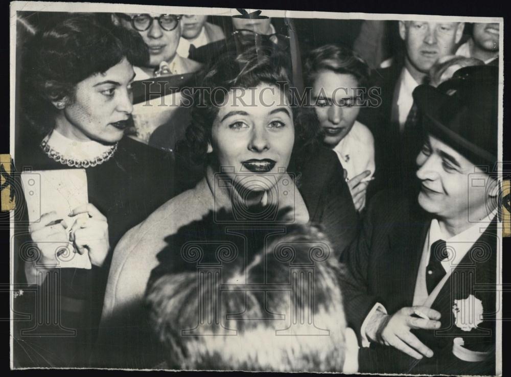 1953 Press Photo Star Witness Patricia Ward Oleo Heir Minot Jelke Trial New York - Historic Images